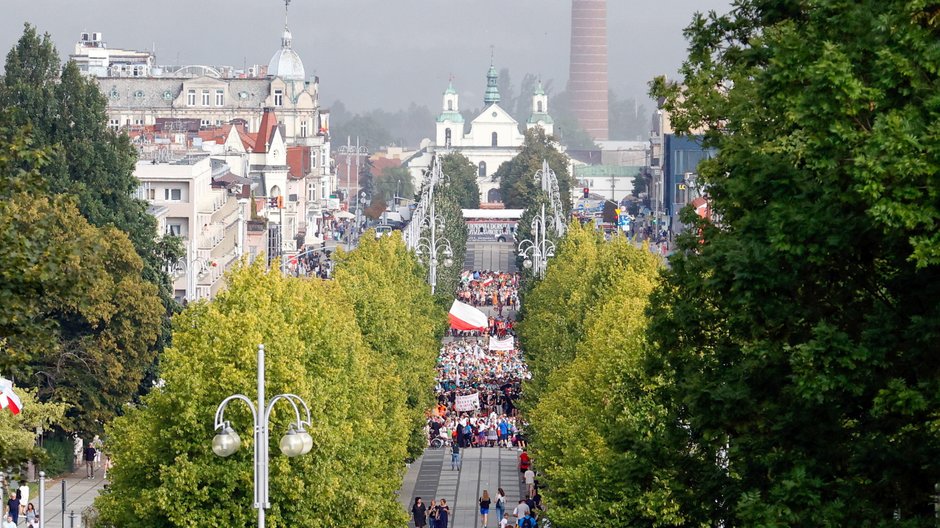 Piesza Pielgrzymka Archidiecezji Krakowskiej dotarła, 11 bm. na Jasną Górę w Częstochowie.