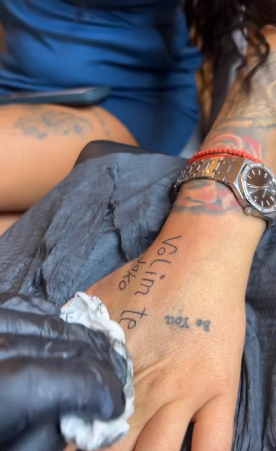 Tetoviranje na svadbi Matore i Anite