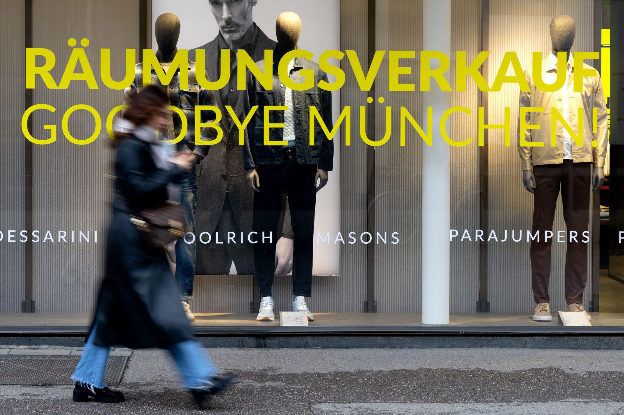 Modekrise eskaliert: 45 Prozent planen 2026 weniger für Mode auszugeben