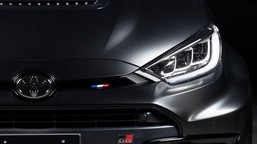 nowa toyota to ósmy cud świata. ma silnik 1.6 i będzie hitem. ile kosztuje?