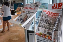 Na Reunion morze wyrzuca kolejne lotnicze części