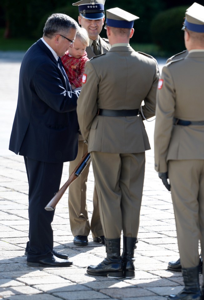 Niezwykłe urodziny wnuka Komorowskiego. Spacer przy Pałacu Prezydenckim