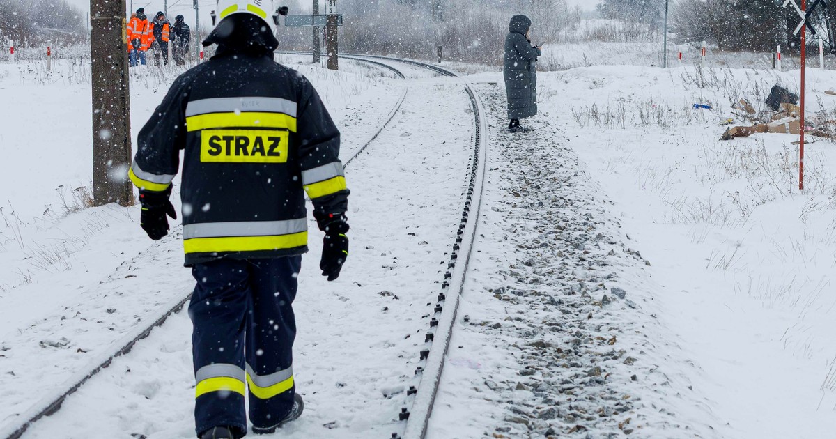 Tragedia na Pendolino: Ruch wstrzymany, śledczy na miejscu