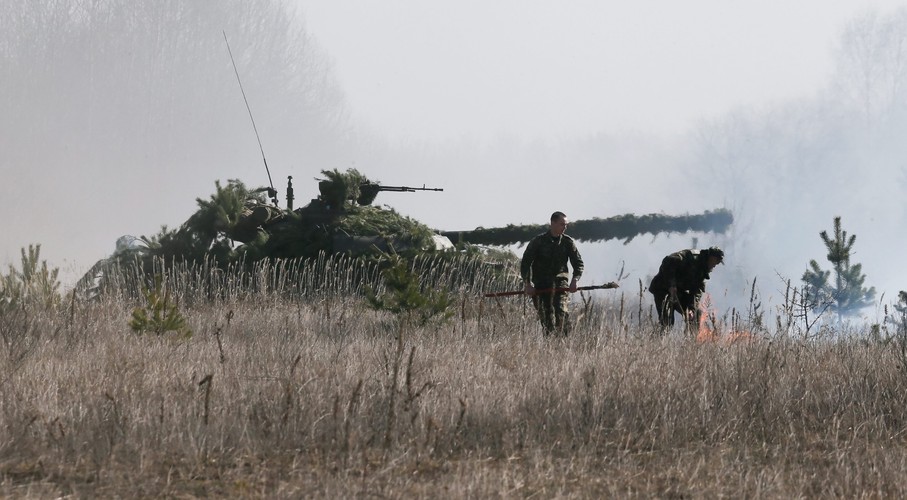 Manewry ukraińskiej armii na poligonie Gonczariwka, 120 km na północny wschód od Kijowa