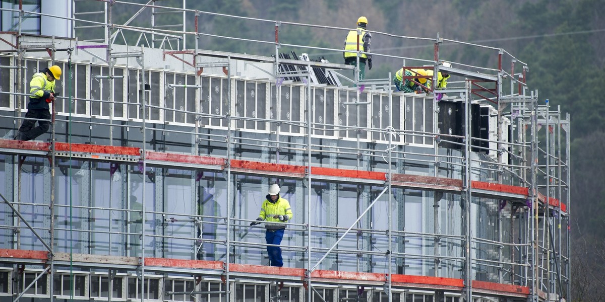 Koszty materiałów budowlanych powodują, że inwestycje infrastrukturalne nie są rentowne