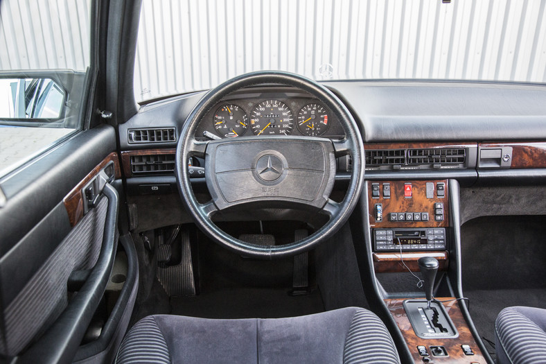 Mercedes 420 SEL W 126