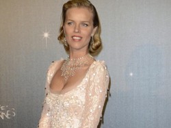 Eva Herzigova zamiast Sharon Stone w reklamie kremu przeciwzmarszczkowego Diora