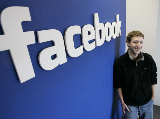 Twórca Facebooka zapłaci za błędy młodości?