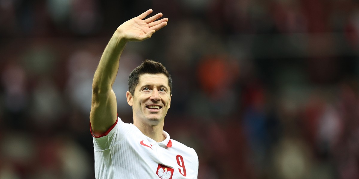 Ile zarabia Robert Lewandowski? 