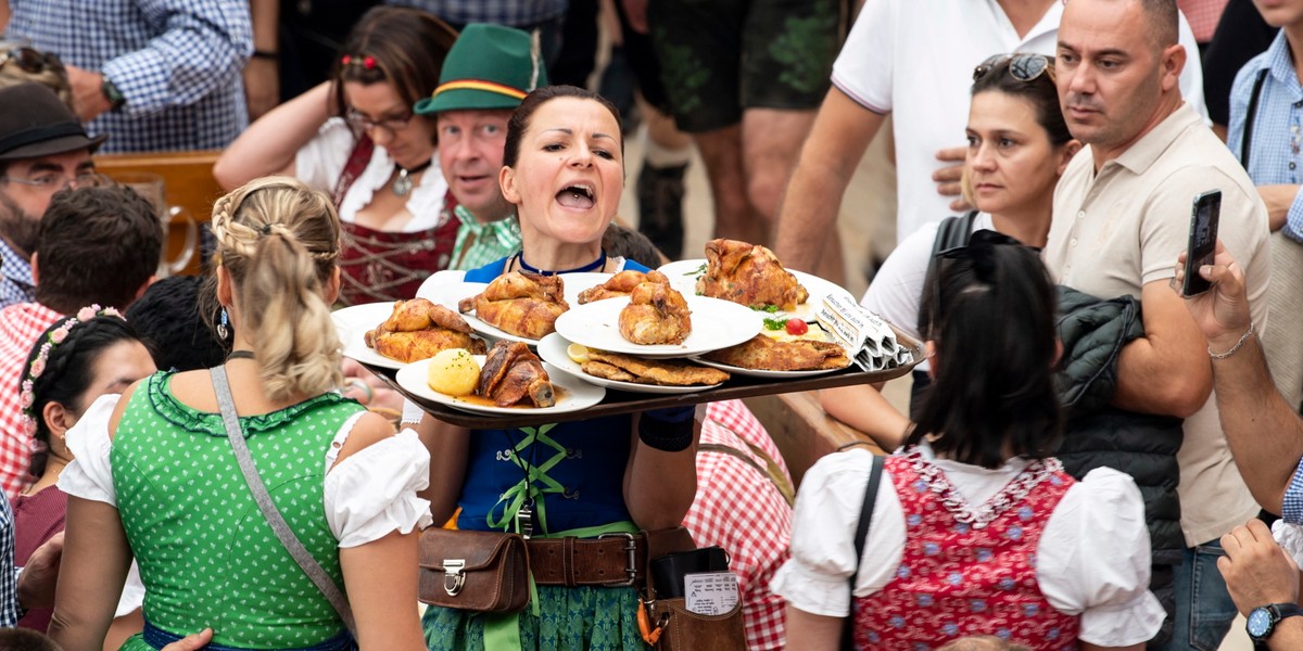 Oktoberfest w 2018 roku trwa od 22 września do 7 października