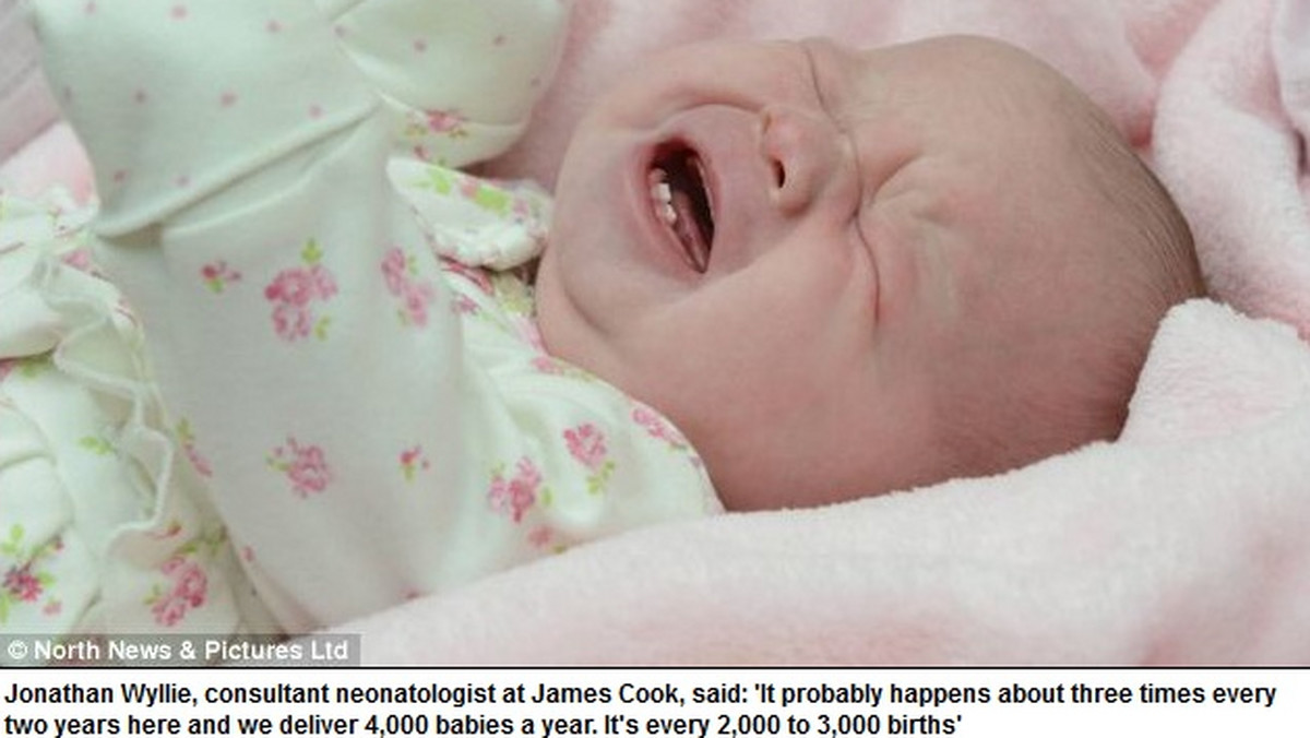 8 września na świat przyszła niezwykła dziewczynka. Eva Griffiths urodziła się, bowiem z dwoma zębami.