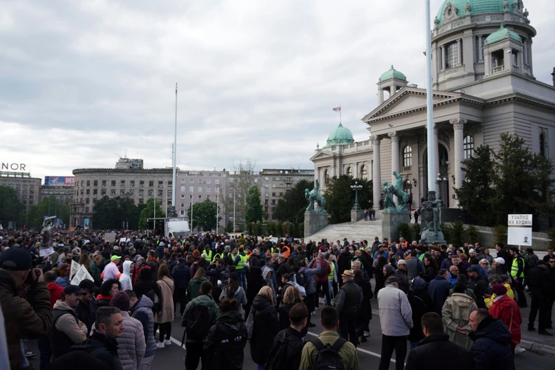 Protest dela opozicije ispred Skupštine Srbije 