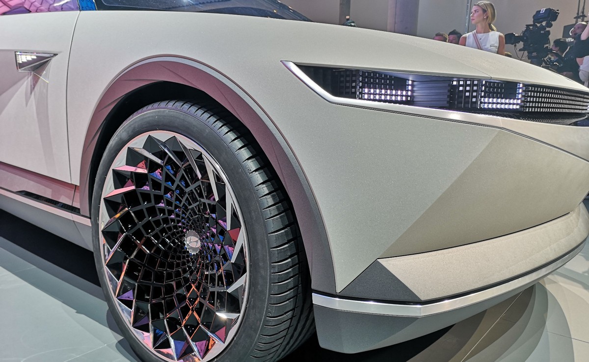 Hyundai odleciał we Frankfurcie. Nowy model 45 EV to koreańska rewolucja