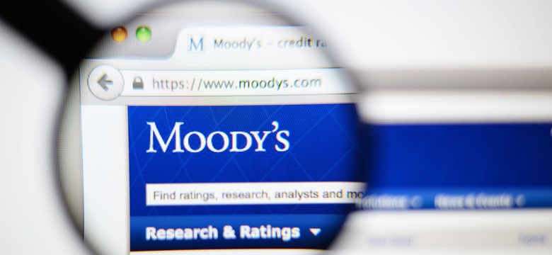 Wielka trójka, która trzęsie rynkami. Co decyzja Moody's może zrobić z Polską?