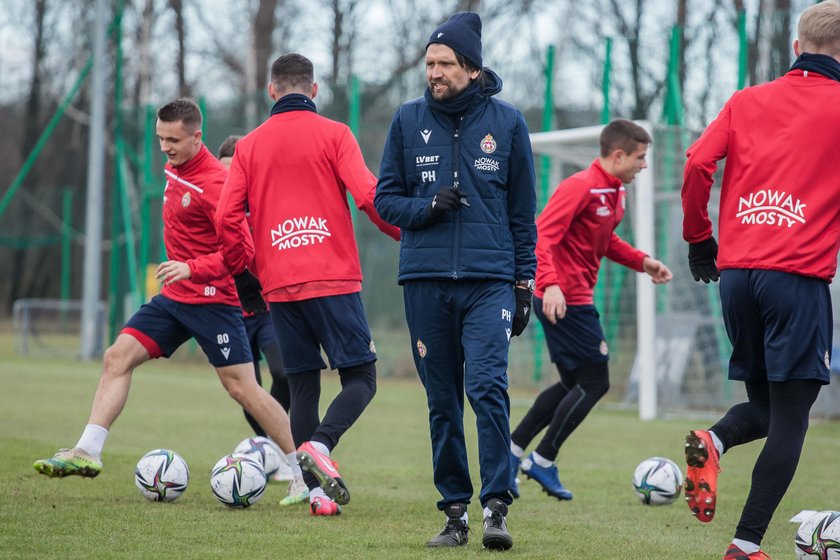 Pilka nozna. PKO Ekstraklasa. Slask Wroclaw - Wisla Krakow. 12.02.2021