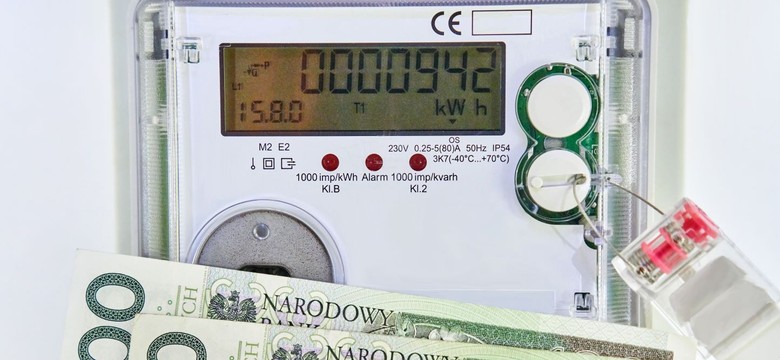 Tańszy prąd 2025 - wniosek tylko do 30 kwietnia! Dla kogo tańszy prąd o o 42%?