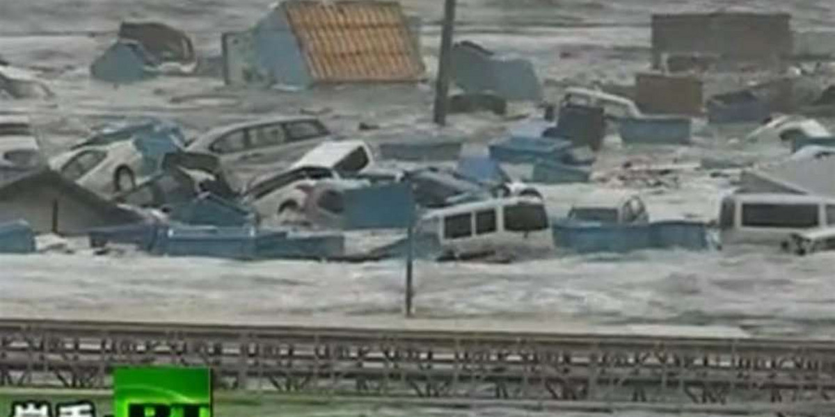 Nowe przerażające filmy z tsunami w Japonii. Wideo