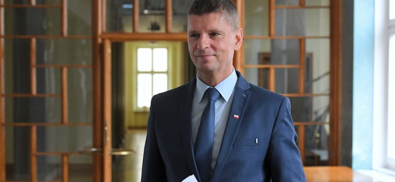 Piontkowski o nauce zdalnej: Decyzję podejmie dyrektor szkoły oraz powiatowy inspektor sanitarny