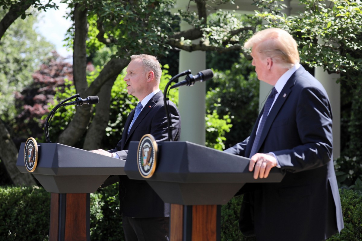 "Ustawiona tylko i wyłącznie w celach wyborczych". Opozycja komentuje wizytę prezydenta w USA [WIDEO]