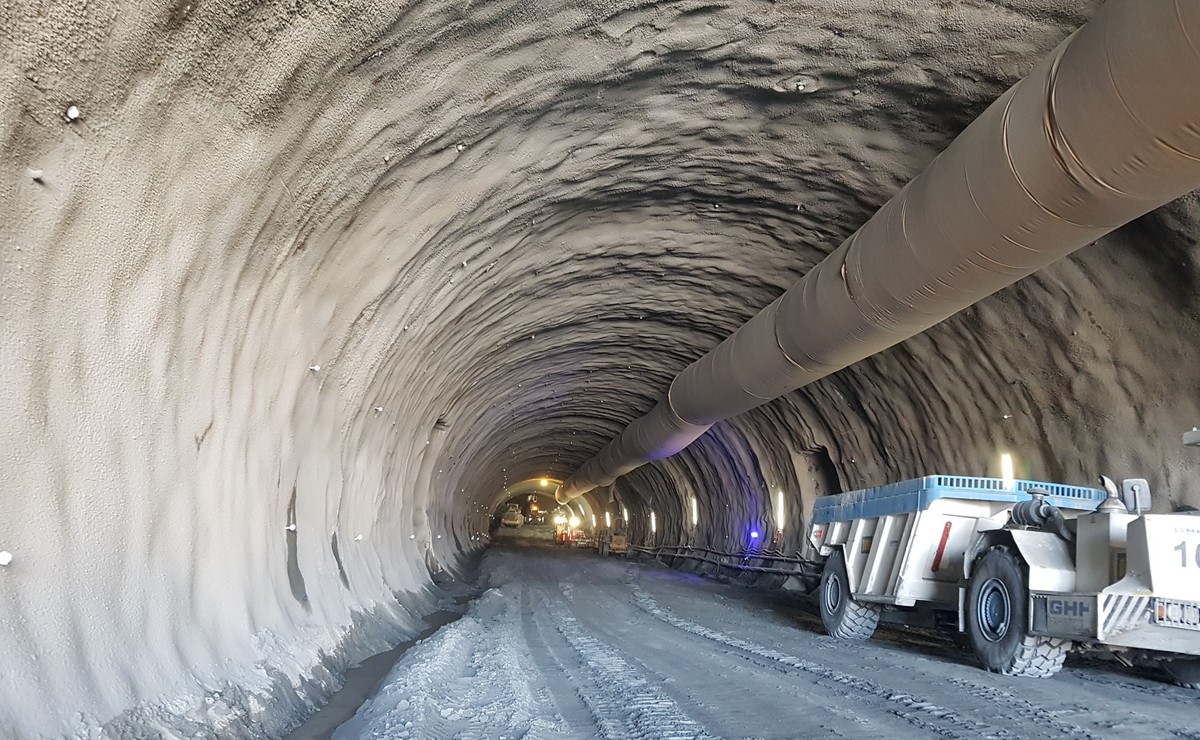 Tunel w ciągu drogi ekspresowej S3