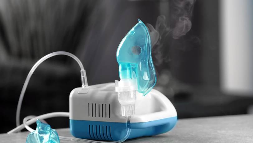 Hilfe bei Atemwegsbeschwerden: Inhalatoren für Erwachsene im Vergleich