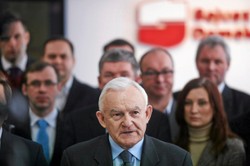 Policja zatrzymała mężczyznę, który napadł na Leszka Millera