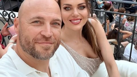 Martina Schindlerova na zábere s partnerom Marcelom Borisom