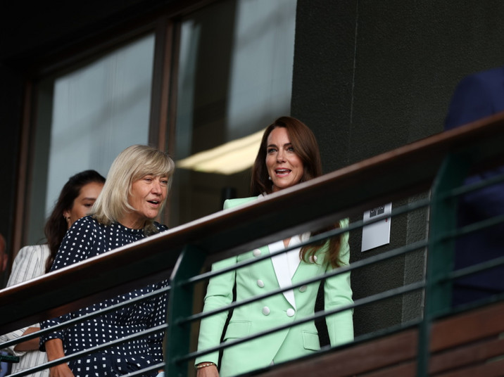 Księżna Catherine pojawiła obserwowała wczorajszy mecze Andy'ego Murraya i Katie Boulter z trybun Wimbledonu...