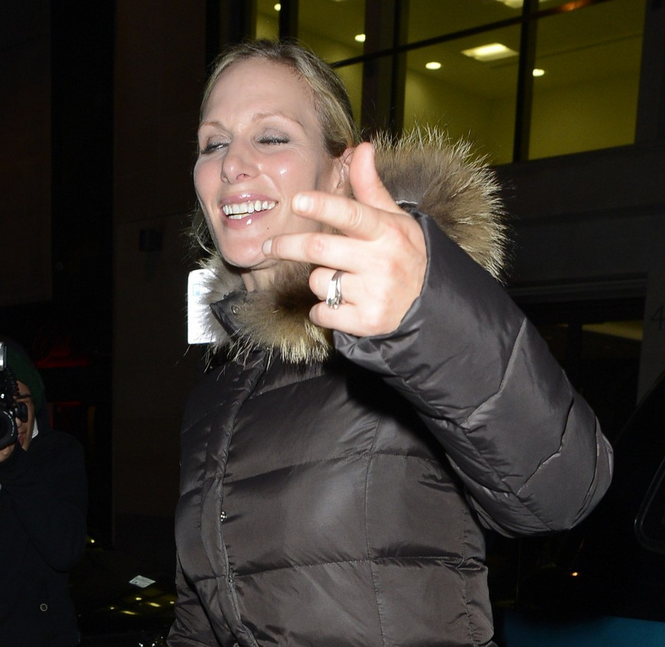 Zara Phillips opuszcza londyński klub Mahiki o 3 rano / fot. East News