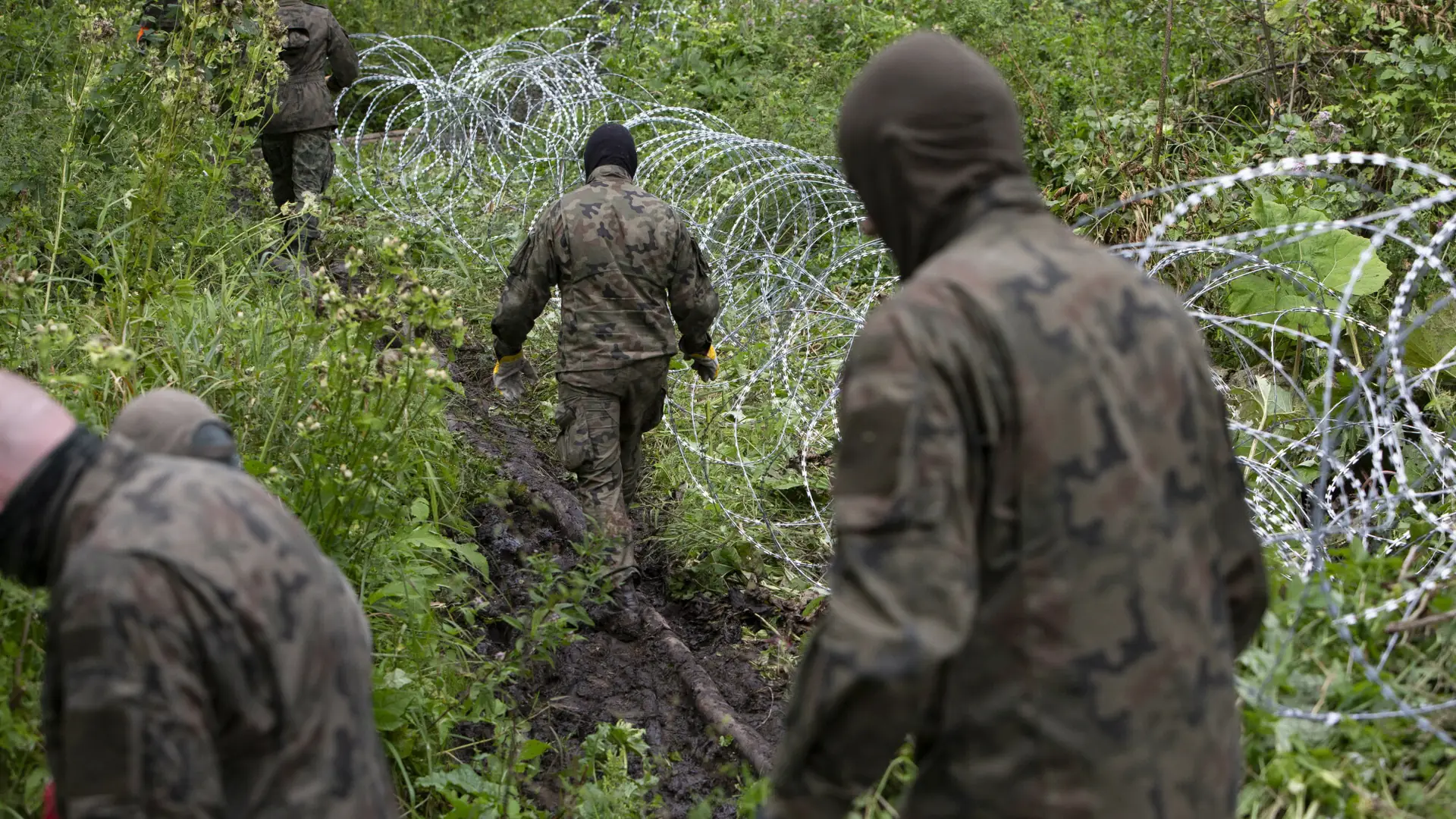 Europejski Trybunał Praw Człowieka: Polska ma zapewnić migrantom jedzenie, ubranie i pomoc medyczną