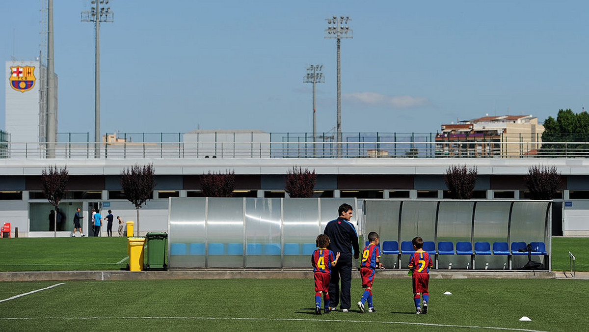 Pochodzący ze Stanów Zjednoczonych Ben Lederman musiał opuścić La Masię w 2014 roku, po tym, jak FIFA nałożyła sankcje na słynną akademię FC Barcelona. Teraz pojawia się szansa, że będzie mógł wrócić, a wszystko dzięki temu, że otrzymał polskie obywatelstwo.