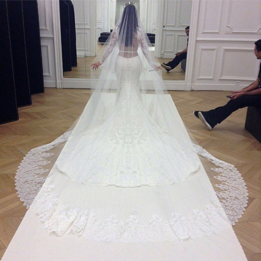 Suknia ślubna Kim Kardashian