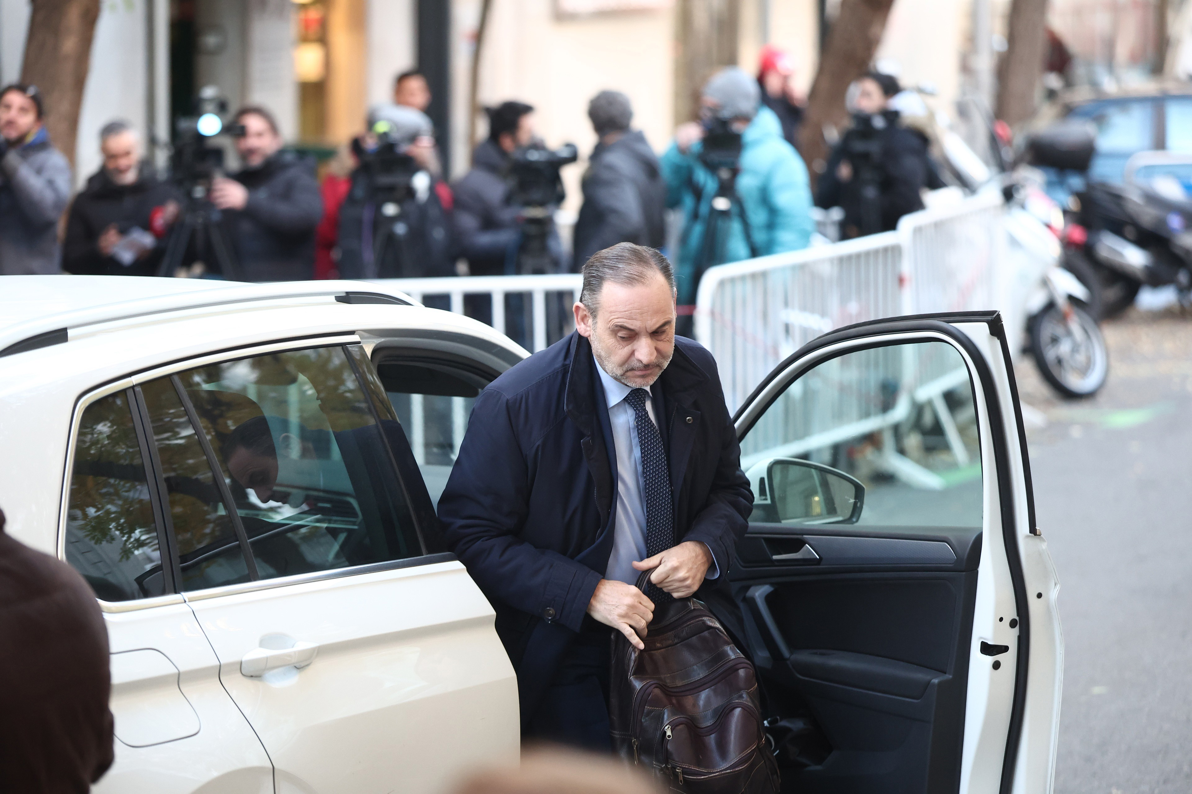 Ábalos renuncia a su escaño y el Supremo pierde el caso de amaño de obra pública