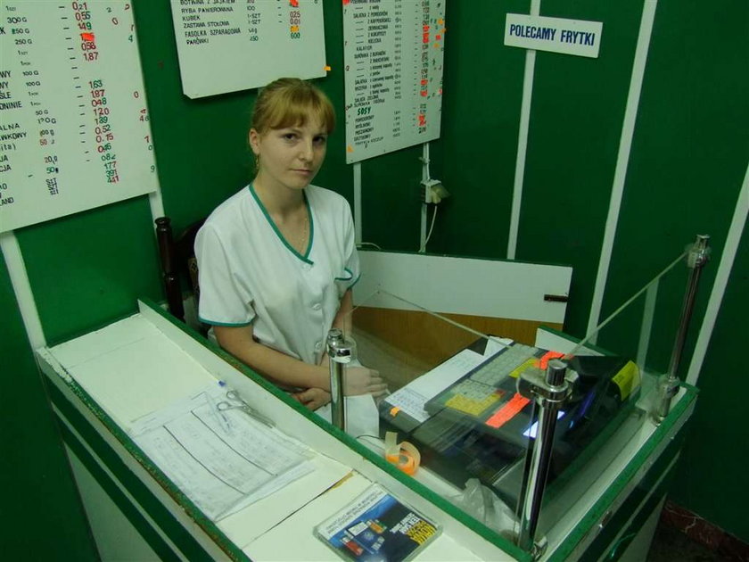 Zrobił skok na bar, ale przedtem zjadł dwie zalewajki