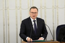 Szef KNF na dywaniku u posłów, senatora Grzegorza Biereckiego oraz prezesa banku, któremu nie dał zgody na działalność