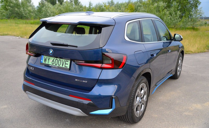 BMW iX1 xDrive30 xLine