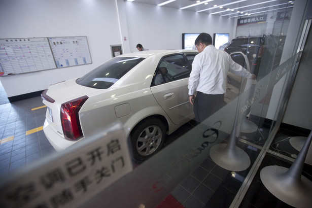 Szczególnym obiektem pożądania młodych bogatych Chińczyków są luksusowe samochody.