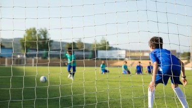 butelka alkoholu w prezencie dla trenera? samorząd nie może finansować