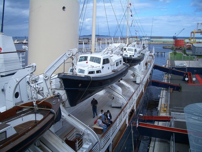 Her Majesty's Yacht Britannia – dawny jacht brytyjskiej monarchini, królowej Elżbiety II. Był osiemdziesiątym trzecim okrętem pełniącym podobną rolę od czasu restauracji króla Karola II w roku 1660 i jednocześnie drugim noszącym tę nazwę (pierwszym był żaglowy jacht regatowy zbudowany w 1893 roku dla Księcia Walii). Obecnie stoi, zacumowany na stałe, przy Terminalu Oceanicznym w porcie Leith, w Edynburgu. Mimo, że był to w rzeczywistości niewielki, luksusowy statek pasażerski, zgodnie z tradycją przysługiwało mu określenie Royal Yacht.