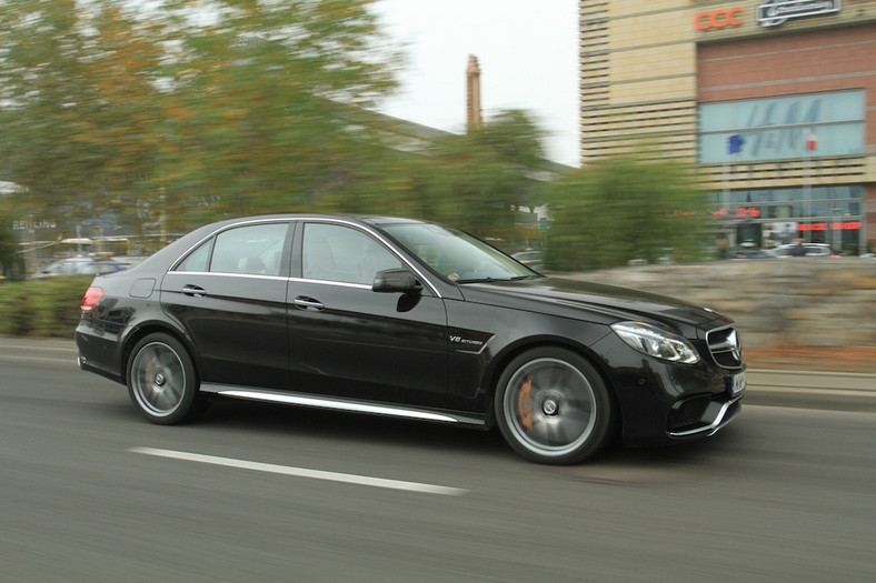 Mercedes E 63 AMG S 4Matic