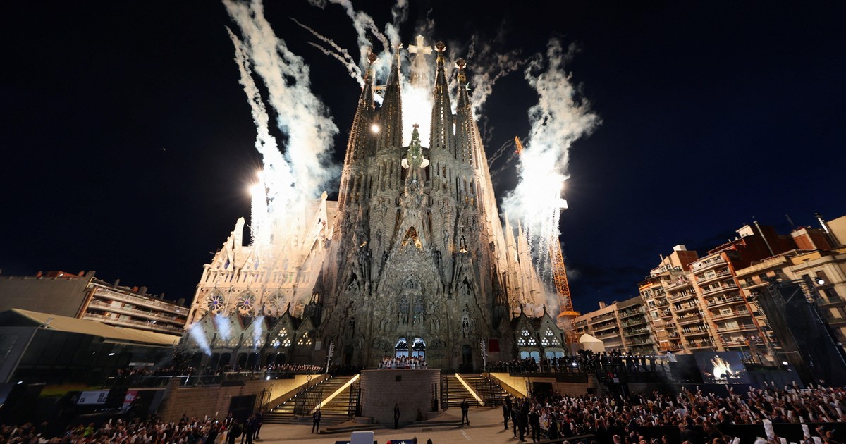 Sagrada Familia najwyższa na świecie: Historyczna konsekracja w Barcelonie