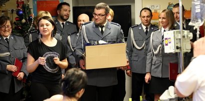 Policjanci zaśpiewali dla dzieci