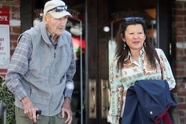 Objavljen najnoviji izveštaj o smrti Džina Hekmana i ISTINA JE UŽASNIJA NEGO ŠTO SMO MISLILI: Telo žene MUMIFICIRANO, a poslednji zapis na pejsmejkeru glumca otkrio KAD SU UMRLI