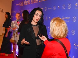 "Pokazanie stanika nie wystarczy, żeby być modnym". Stylistka nie zostawiła suchej nitki na Dorocie Gardias [FOTO]