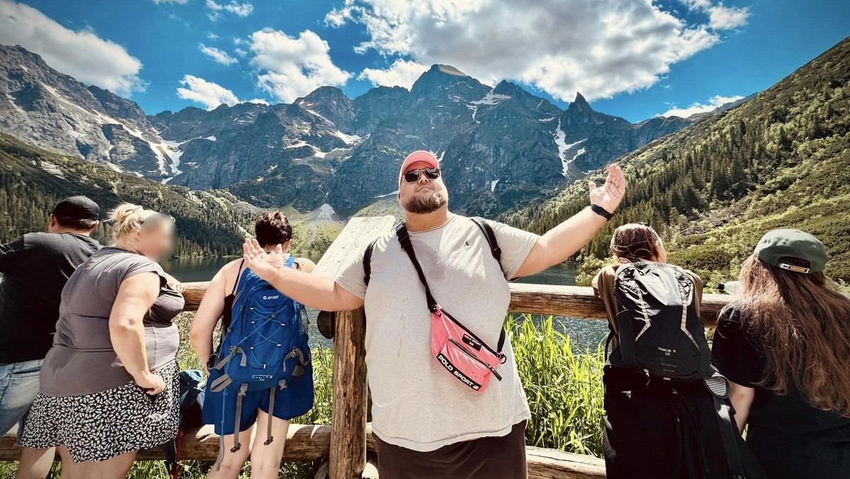 Michał waży 180 kg i poszedł nad Morskie Oko. "Marsz Grubasa" podbija sieć