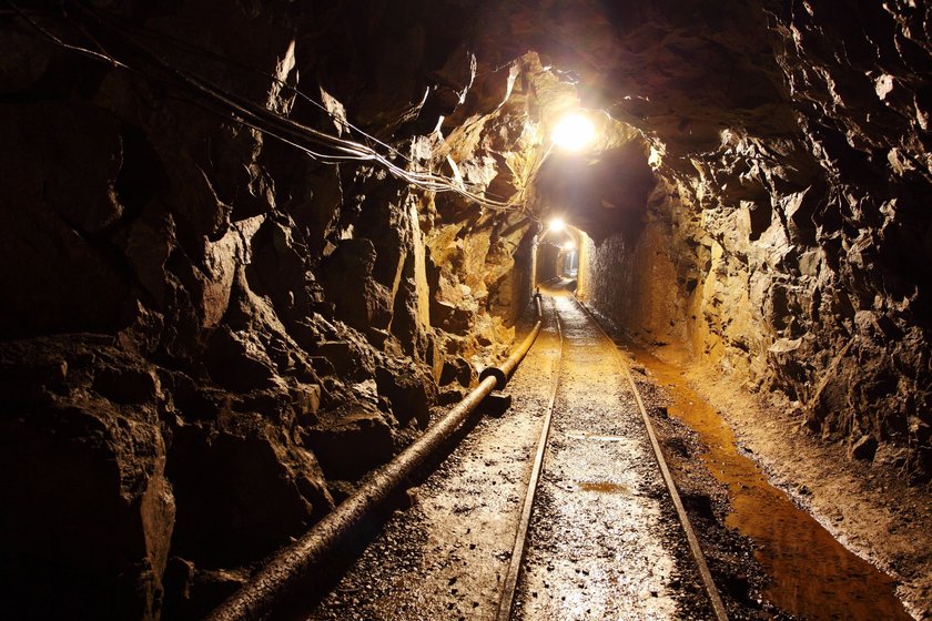 Po „złotym pociągu” czas na tunel