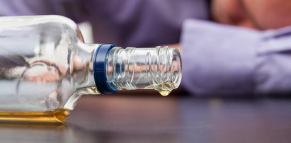 8 sygnałów, że nie panujesz nad alkoholem