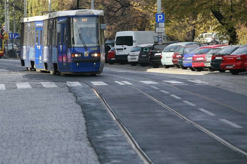 Nowe tory są zepsute