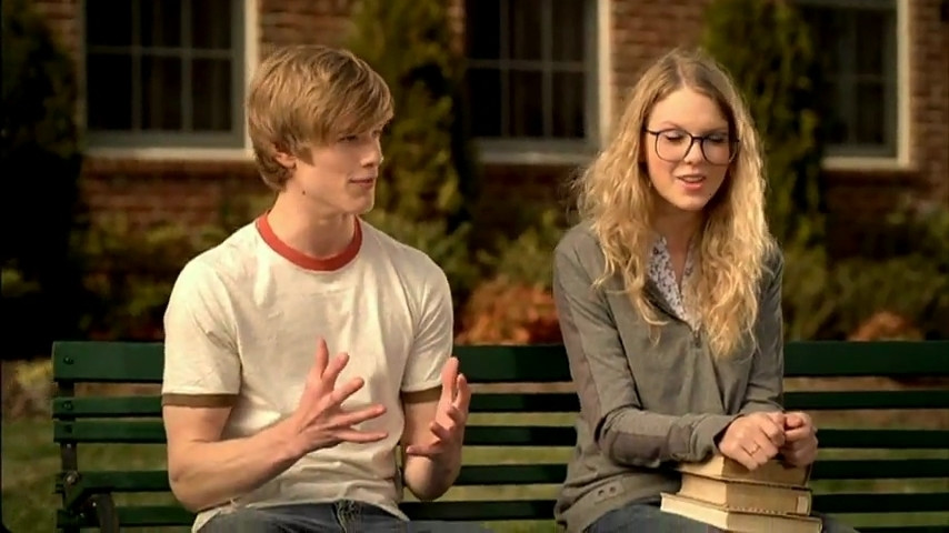 Taylor Swift i Lucas Till (2009 rok)