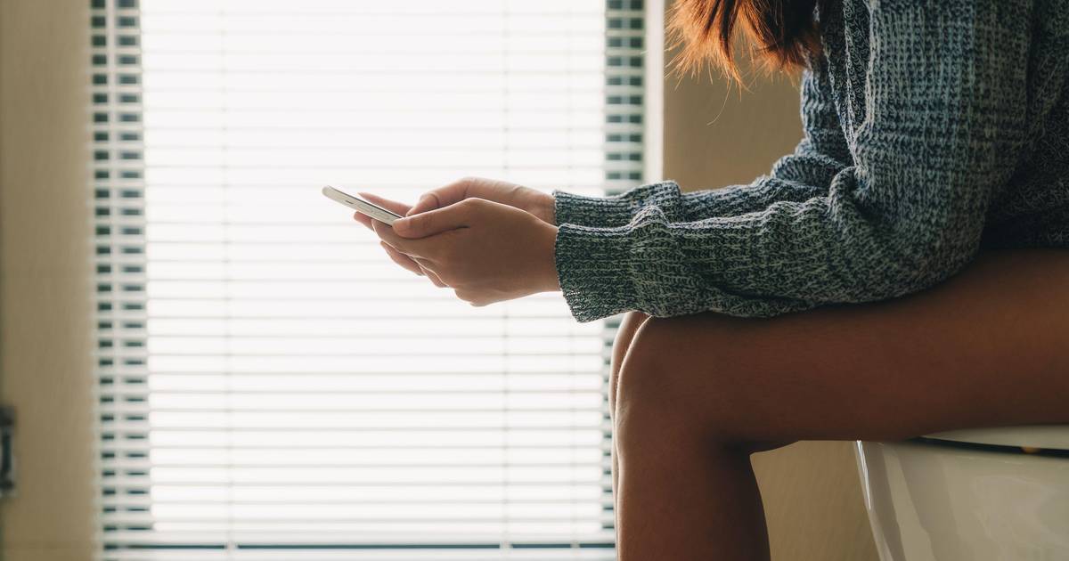 Toaleta – ostatnia oaza spokoju. Dlaczego uciekamy tam przed światem?